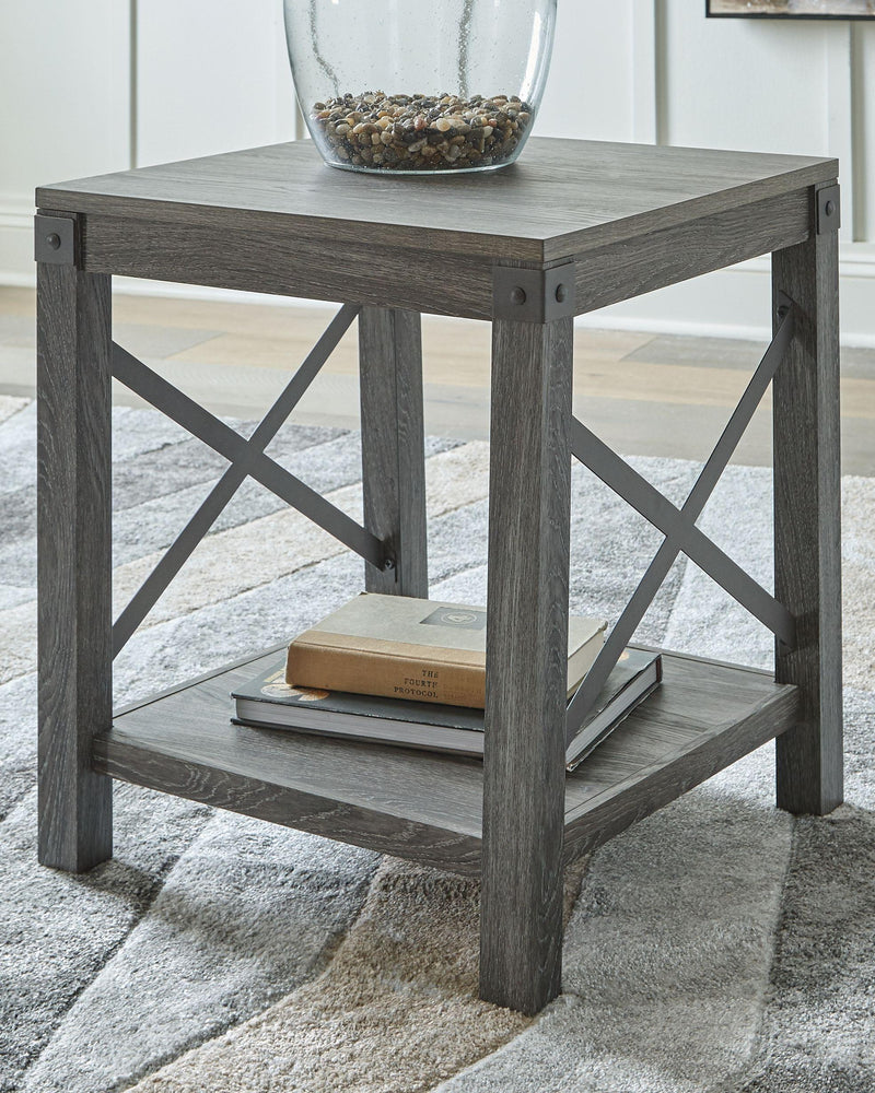 Freedan - Square End Table