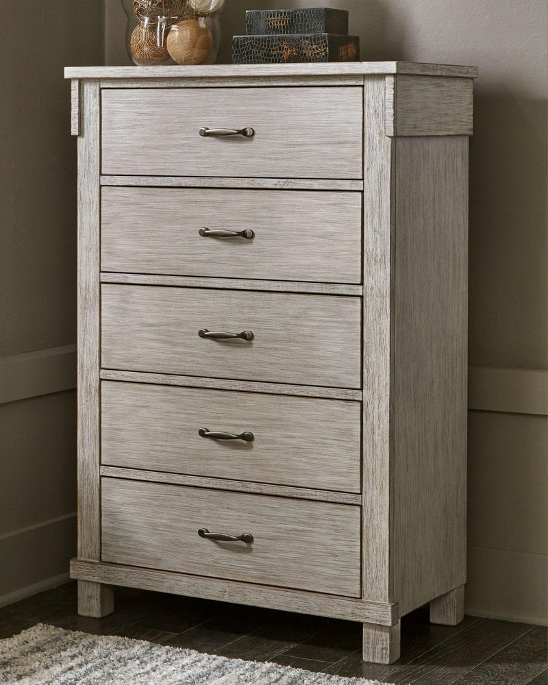 Hollentown - Five Drawer Chest