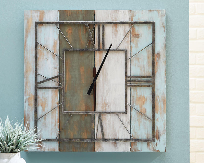 Perdy - Wall Clock