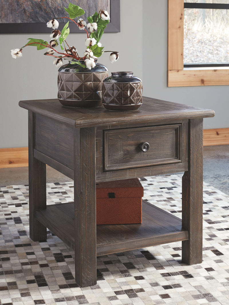 Wyndahl - Rectangular End Table