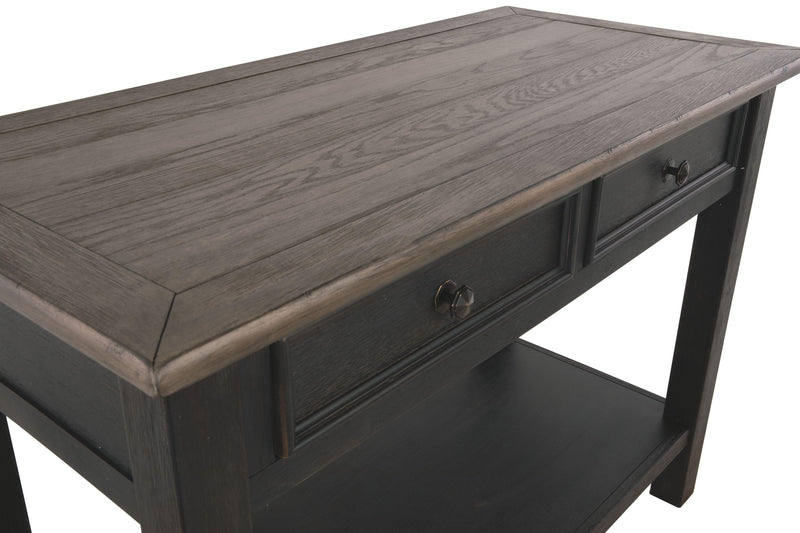 Tyler Creek - Sofa Table