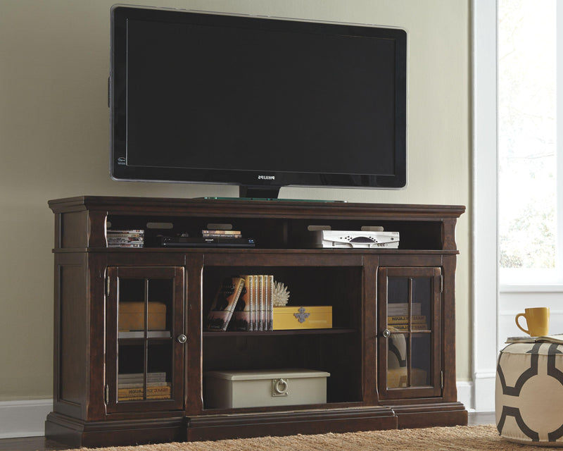 Roddinton - Xl Tv Stand W/fireplace Option