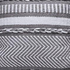 Yarnley Gray/White Pillow