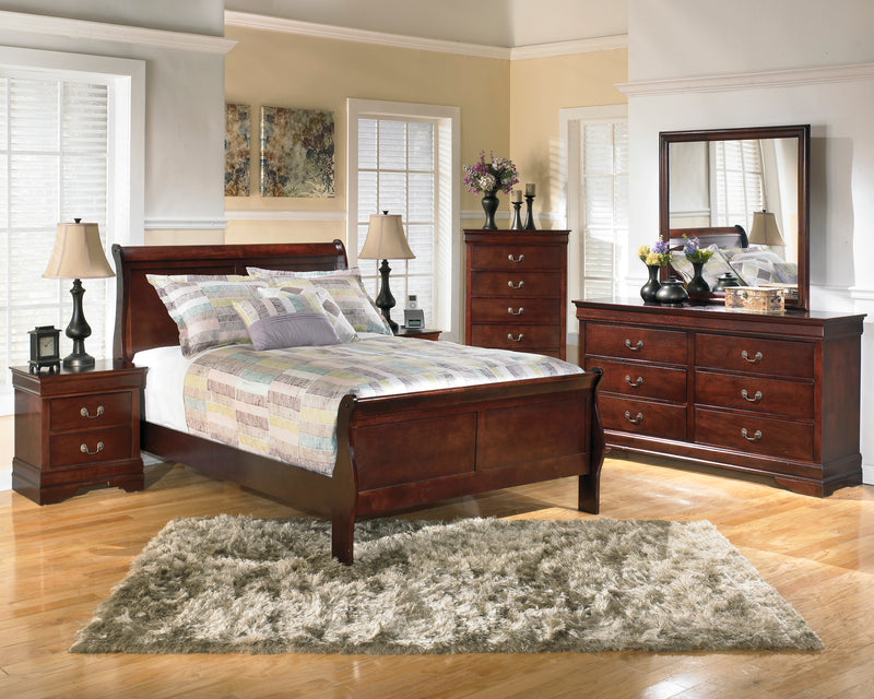 Alisdair Complete Bedroom Set